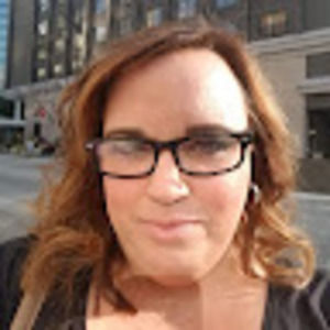 Meet your Posher, Lori